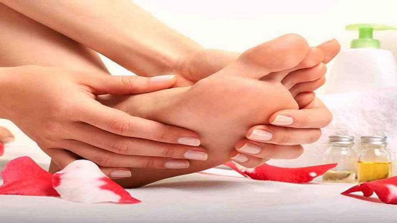 Amali perché… spesso li dimentichiamo, li schiacciamo e calpestiamo, sono loro: i nostri Piedi