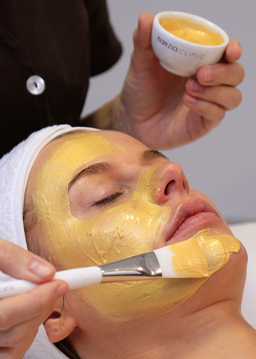 Nuovo trattamento viso LUXURY ORO: scopriamo i benefici